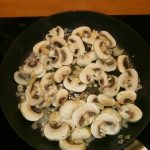 Tagliatelle met St. Jacobsmosselen en champignons
