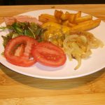 Salade van mosselen en aardappelen
